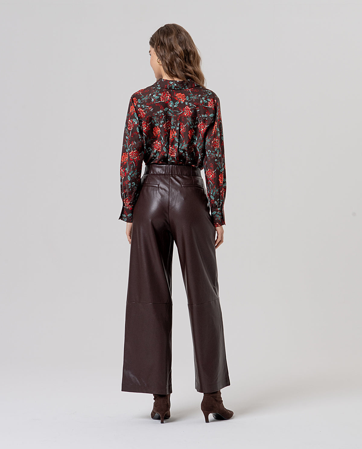 Pantalón ancho de efecto piel Chocolate