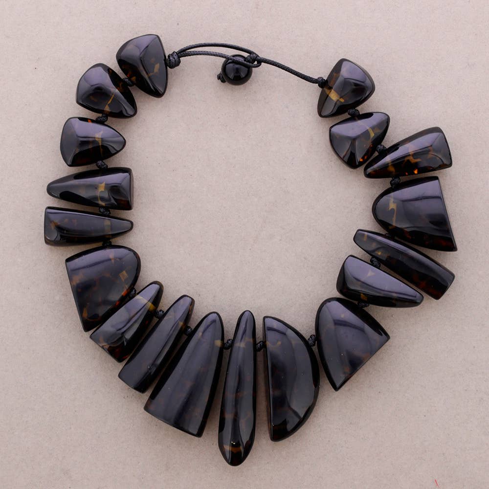 Gargantilla Cuentas Irregulares Resina (A): Cuerno