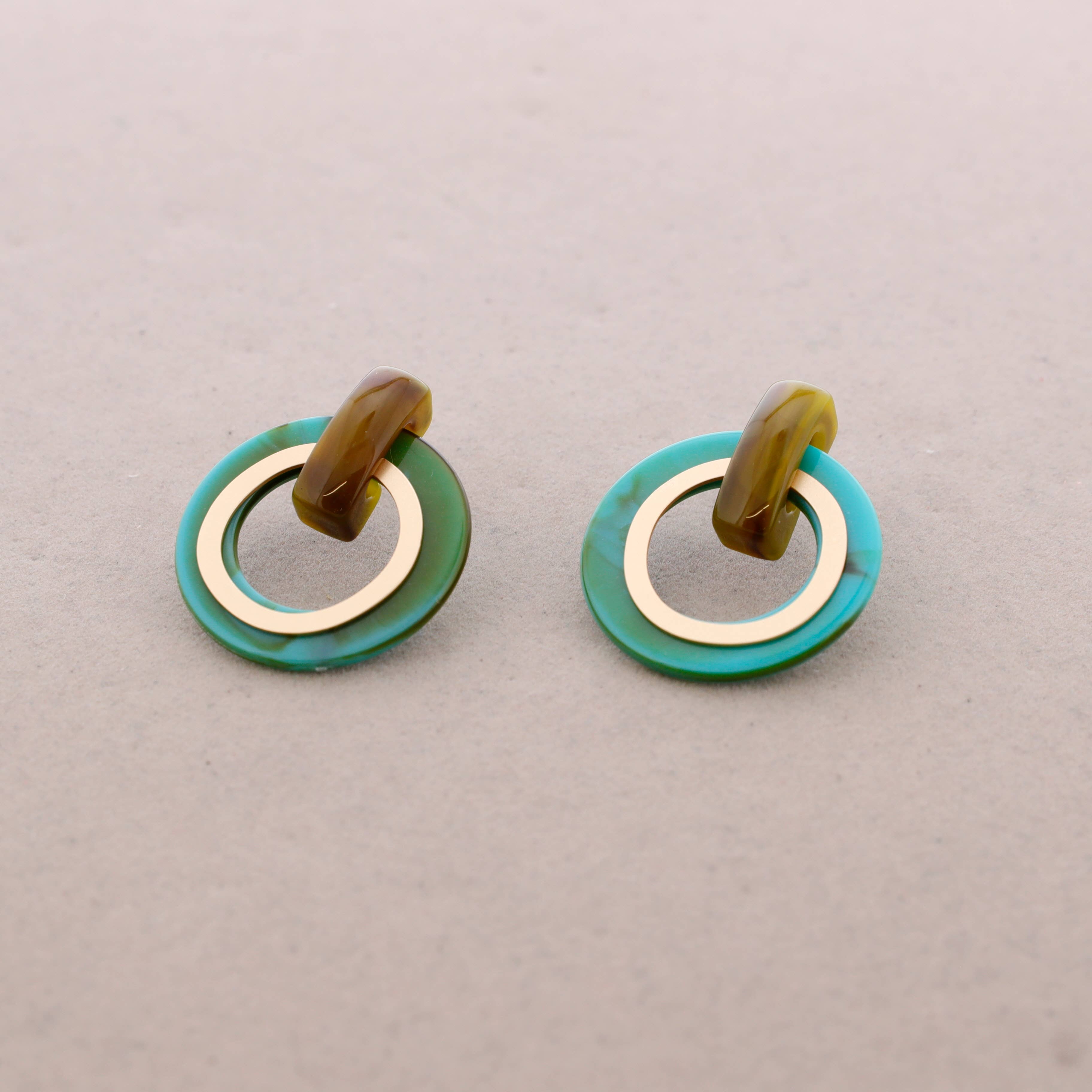 Pendientes Cuentas Resina Anilla Metal: Gris