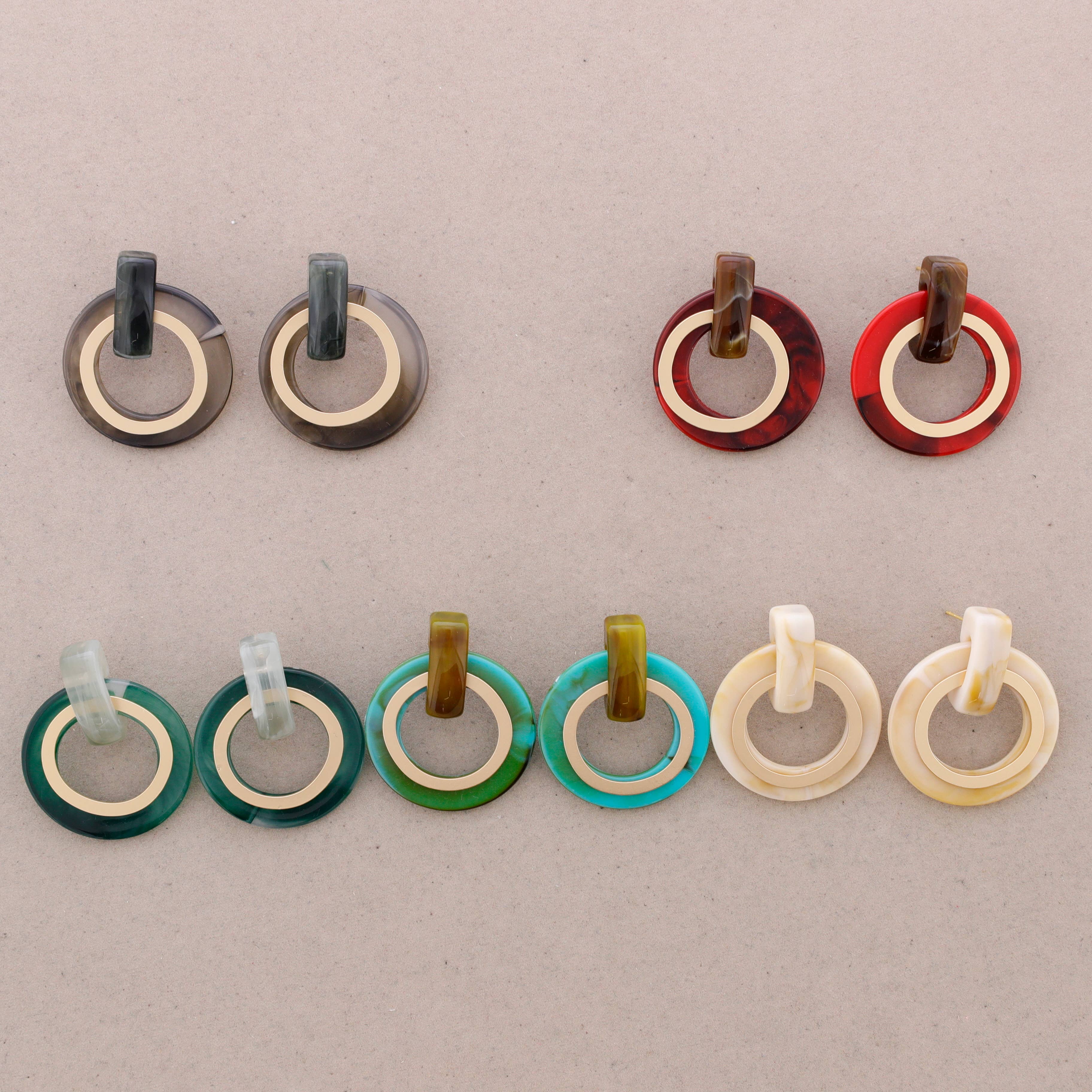 Pendientes Cuentas Resina Anilla Metal: Beige